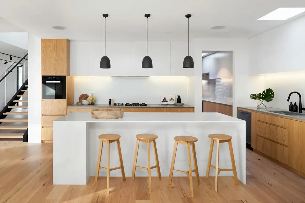 How Smart Technology is Enhancing Kitchen Efficiency Worldwide